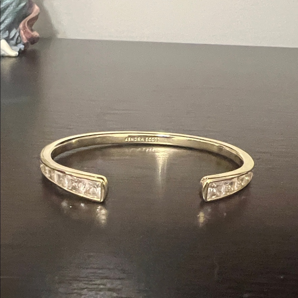 Kendra Scott gold bracelet
